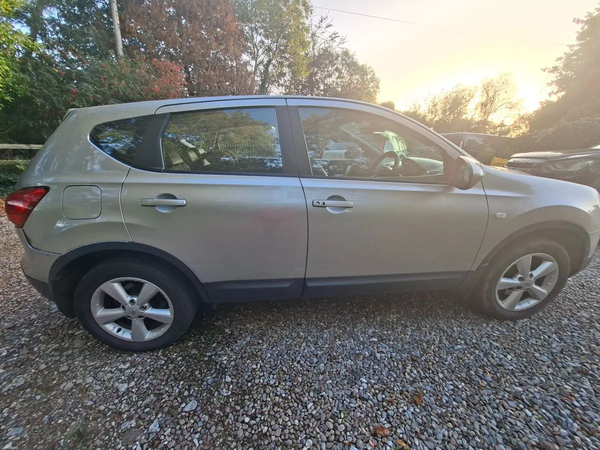 Nissan Qashqai 2010 - Image 1