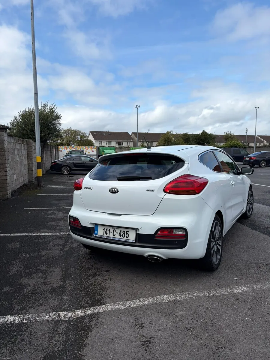 Kia Proceed 1.6 Crdi - Image 4