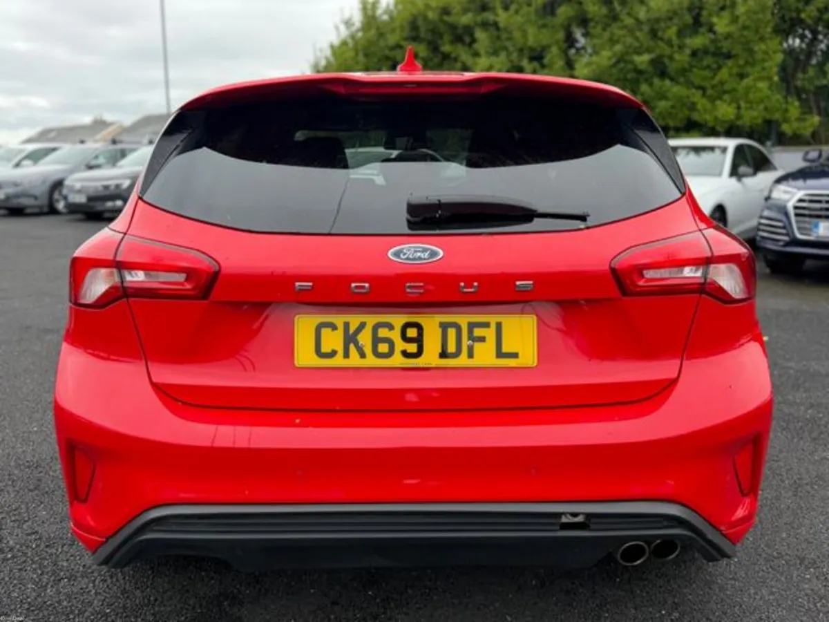 Ford Focus ST-LINE X TDCI - Image 5
