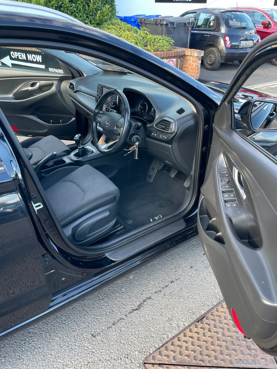 Hyundai i30 2018 1.6 Diesel Manual - Image 6