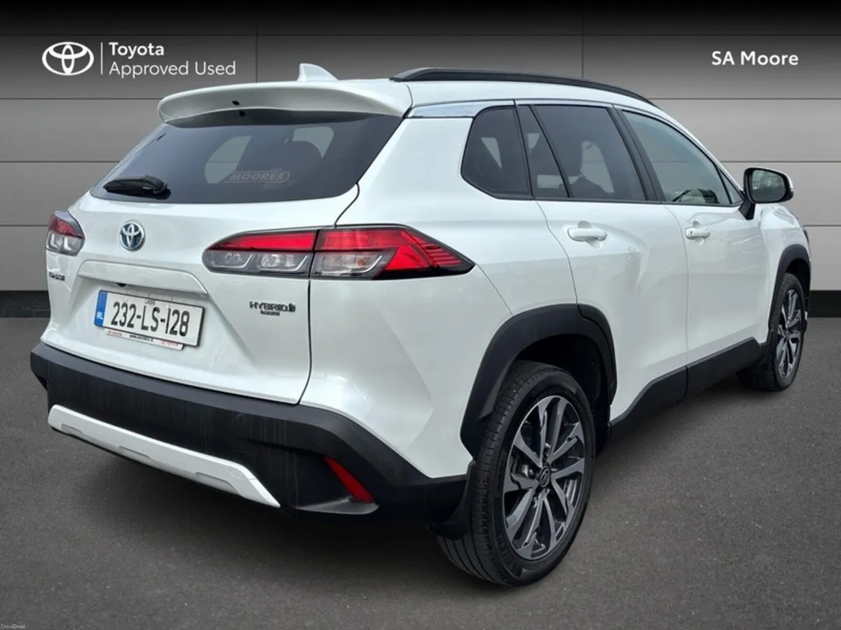 Toyota Corolla Cross HYBRID SPORT - Image 2