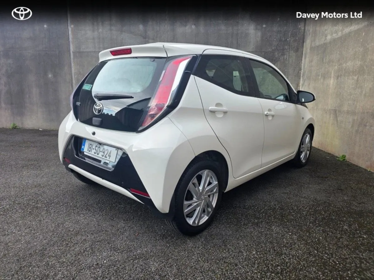 Toyota Aygo 1.0 X-PLAY 4DR - Image 2