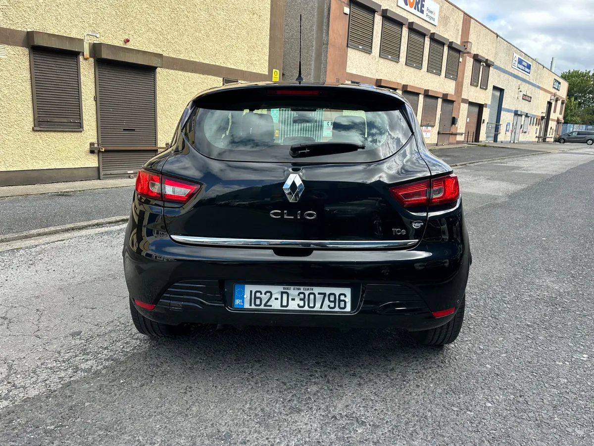 Renault Clio 2016 - Image 5