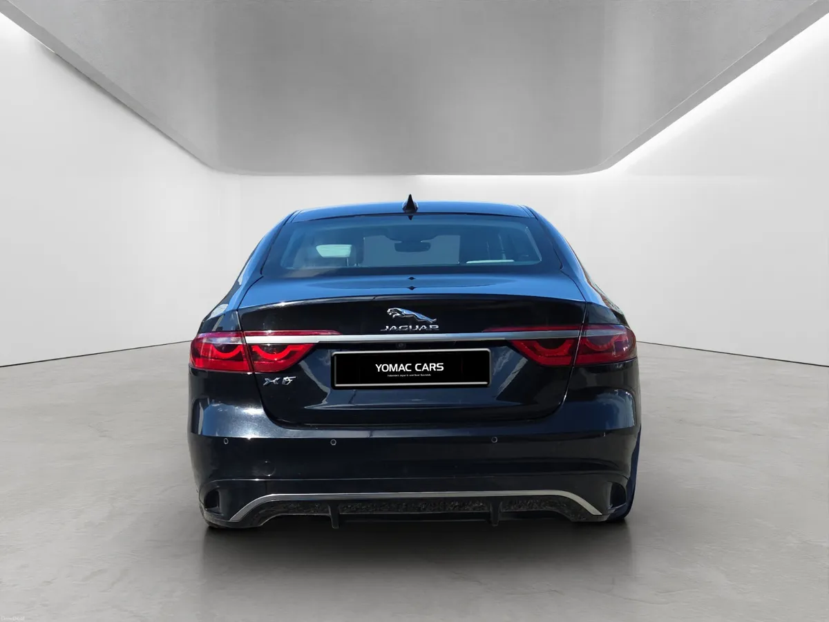 JAGUAR XF 2021 *FACE-LIFT* * 1 OWNER* - Image 4