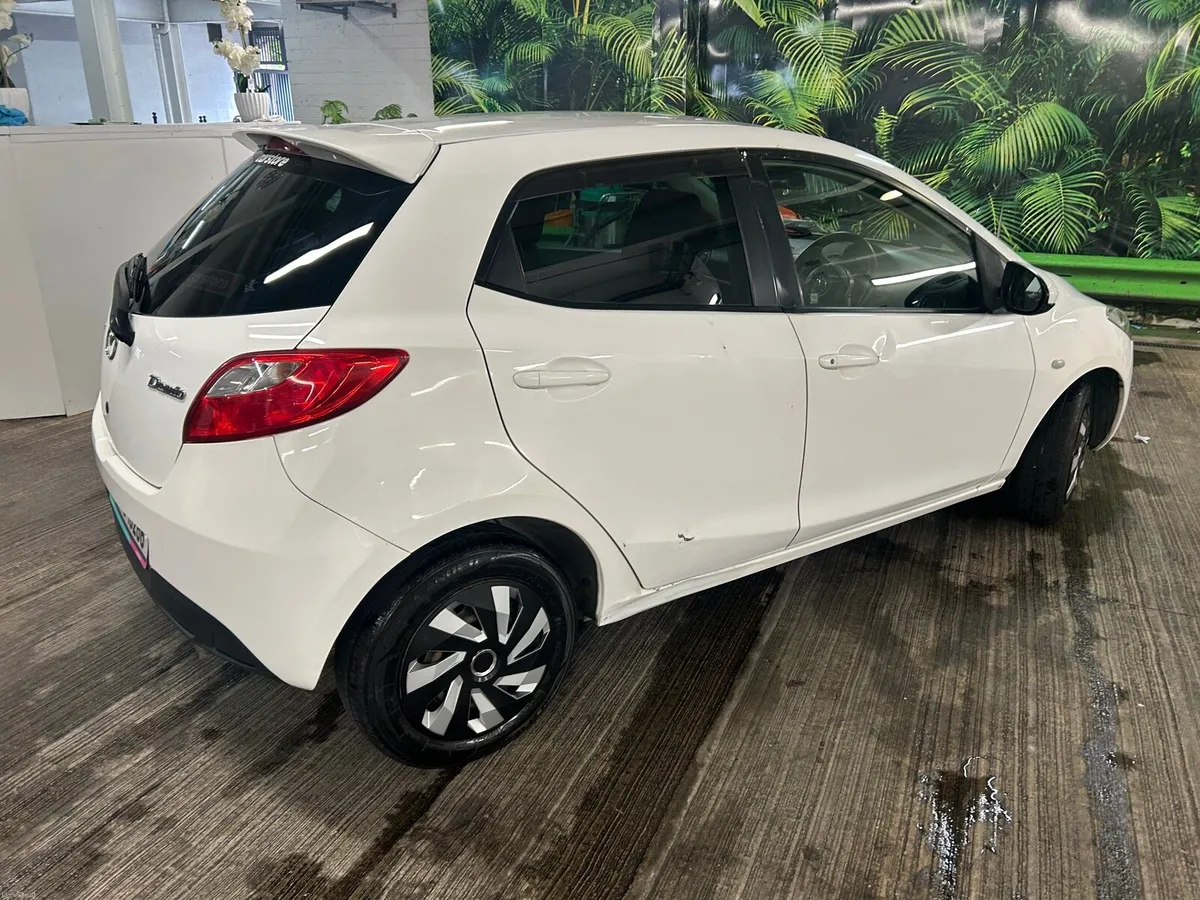 2014 Toyota Yaris Vitz Fresh NCT - Image 4
