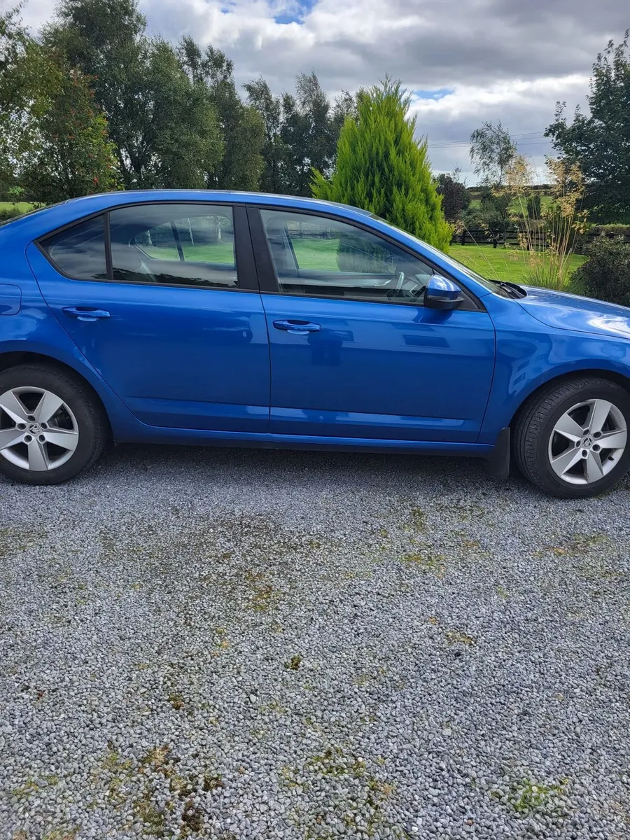 132 Skoda 0ctavia Ambition - Image 6