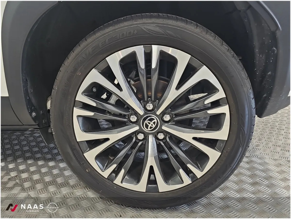 Toyota Yaris Cross HYBRID SOL (222) - Image 6