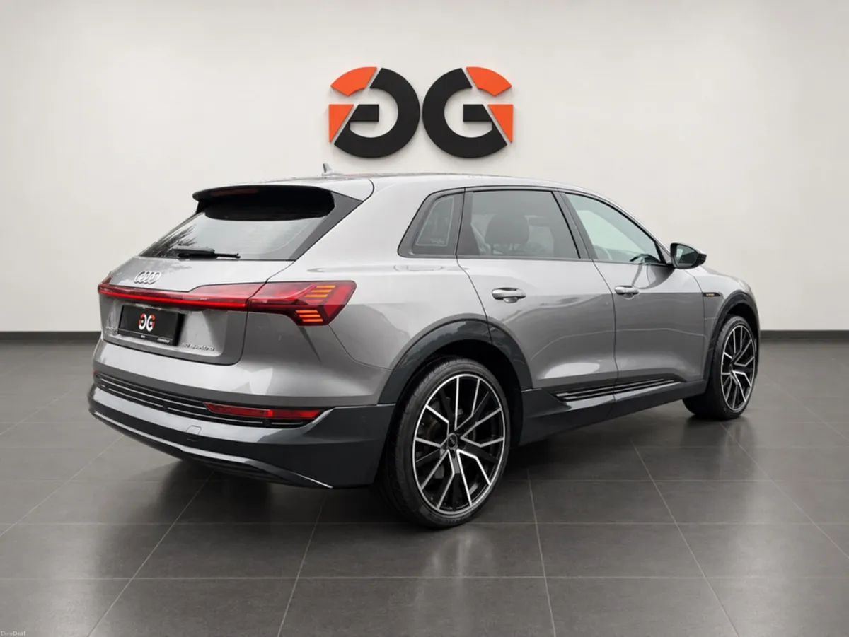 Audi e-tron TECHNIK 50 QUATTRO - Image 6