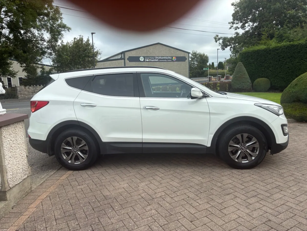 Hyundai Santa Fe 4WD SPECIAL EDITION 4 4DR - Image 4