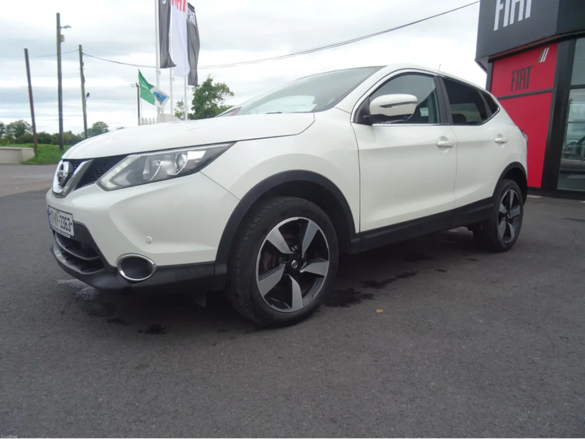 Nissan Qashqai 1.6 DCI N-CONNECTA 5DR - Image 2