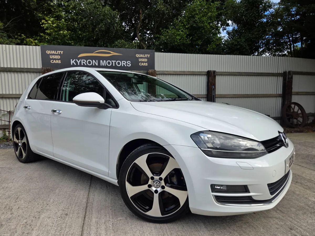 Volkswagen Golf Comfortline 1.2 TSI DSG - Image 1