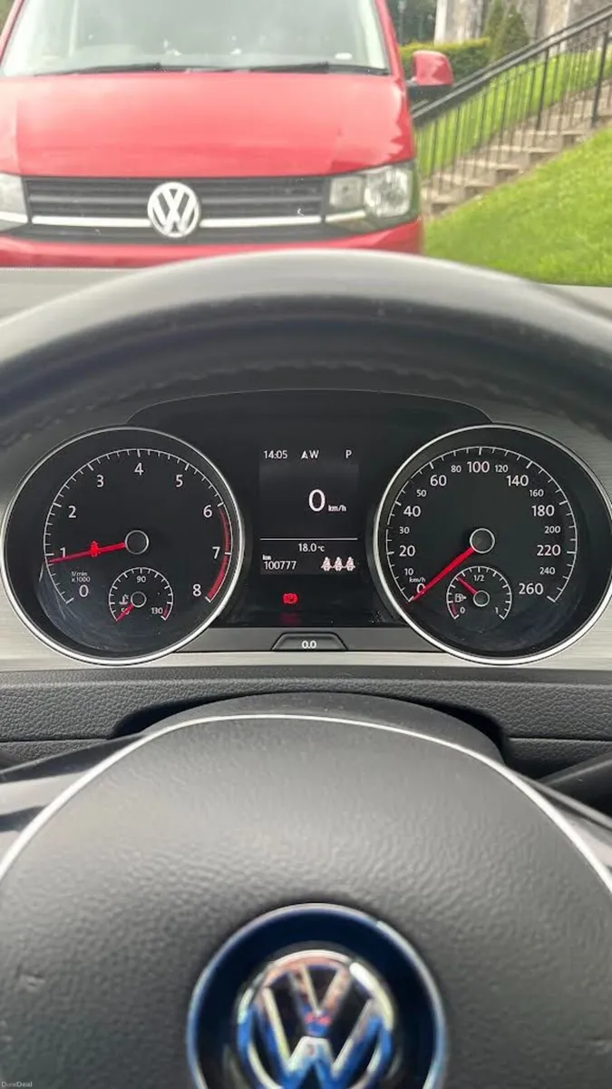 Volkswagen Golf 2014 - Image 2