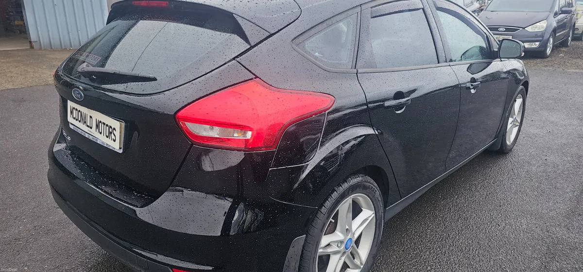Ford Focus 2017 - Image 3