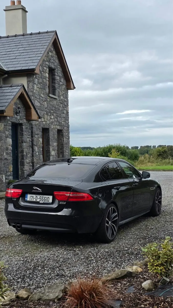 Jaguar XE 2.0 R-Sport AWD - Image 4