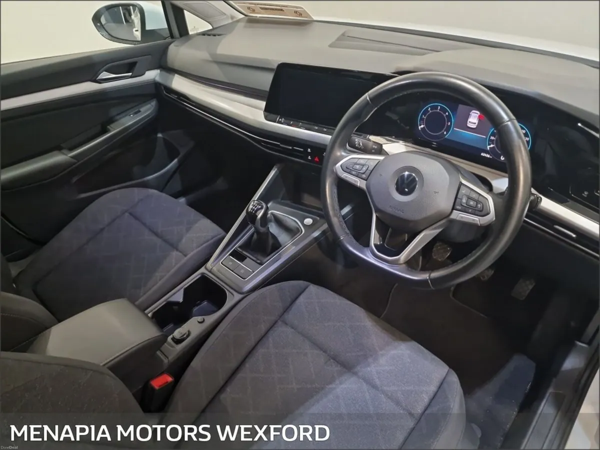 Volkswagen Golf Life Tdi  Life  115 Start/Stop - Image 6