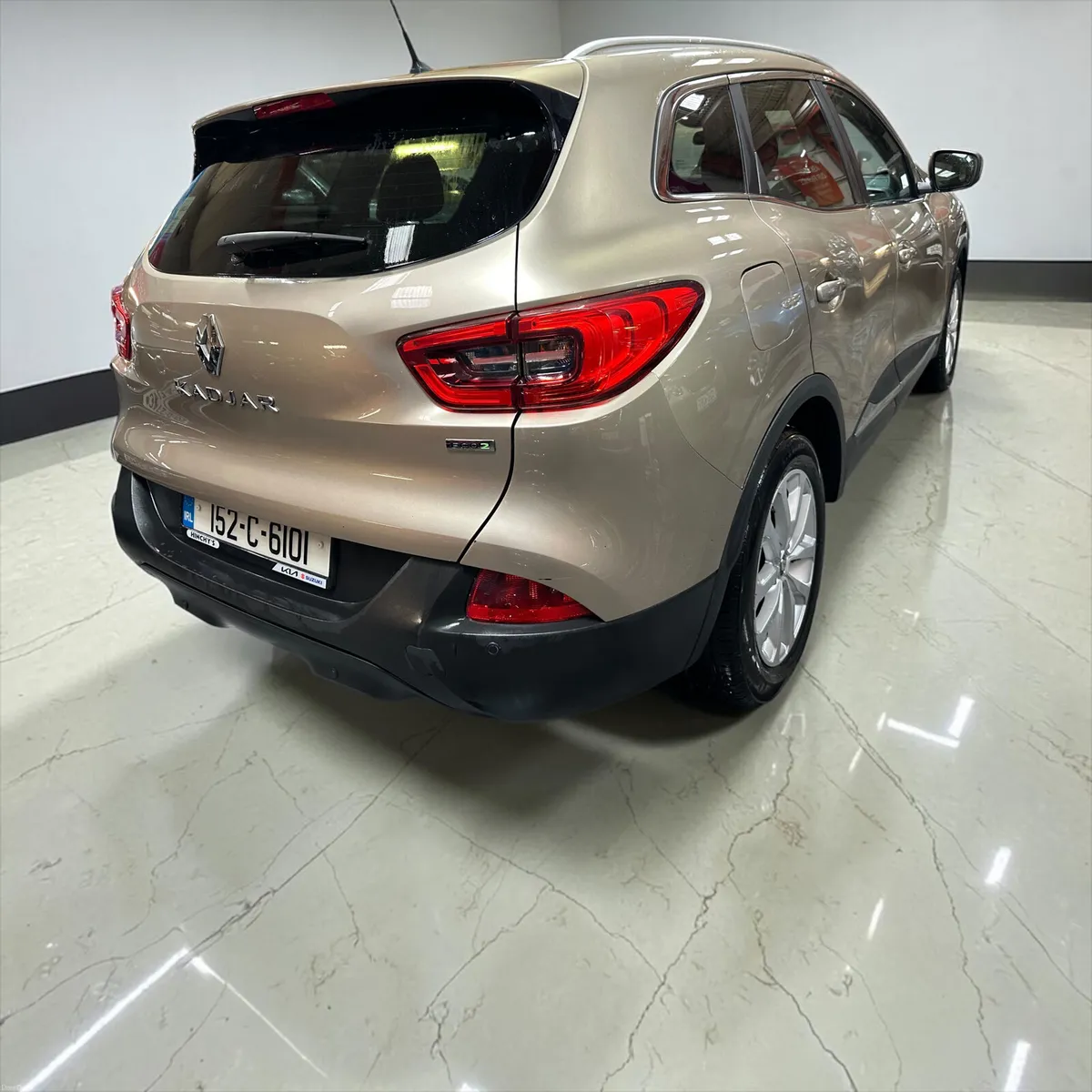 2015 Renault Kadjar 1.5 dCi 110  Dynamique Nav - Image 4