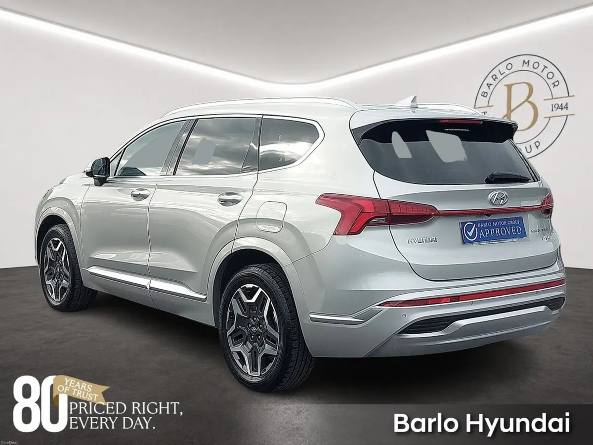 Hyundai Santa Fe Executive Plus 1.6i PHEV 4WD - Image 6