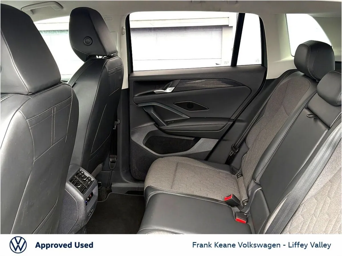 Volkswagen Tiguan LAUNCH EDITION AUTO 2.0 TDI 150H - Image 6
