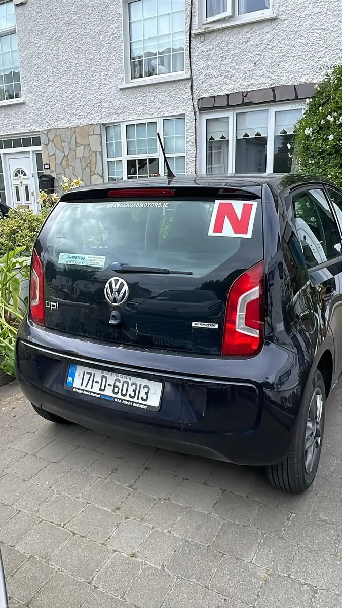 Volkswagen up! 2017 - Image 2