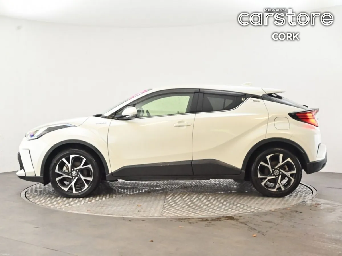 Toyota C-HR 1.8 HYBRID Auto - Image 6