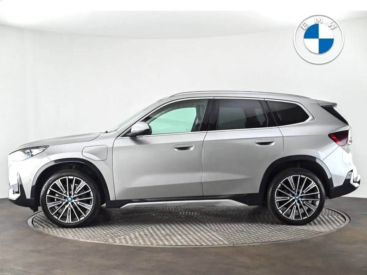 BMW X1 xDrive25e xLine - Image 3