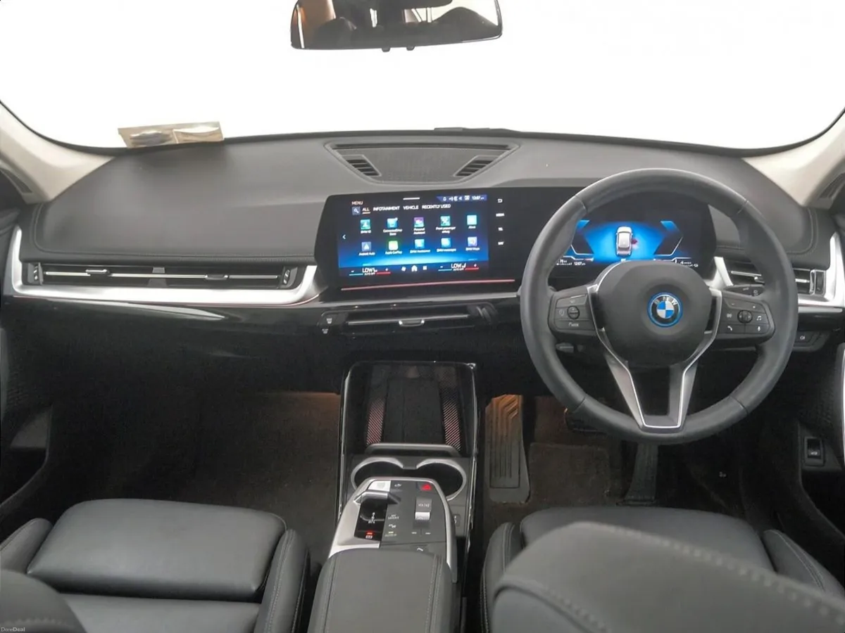 BMW X1 xDrive25e xLine - Image 4
