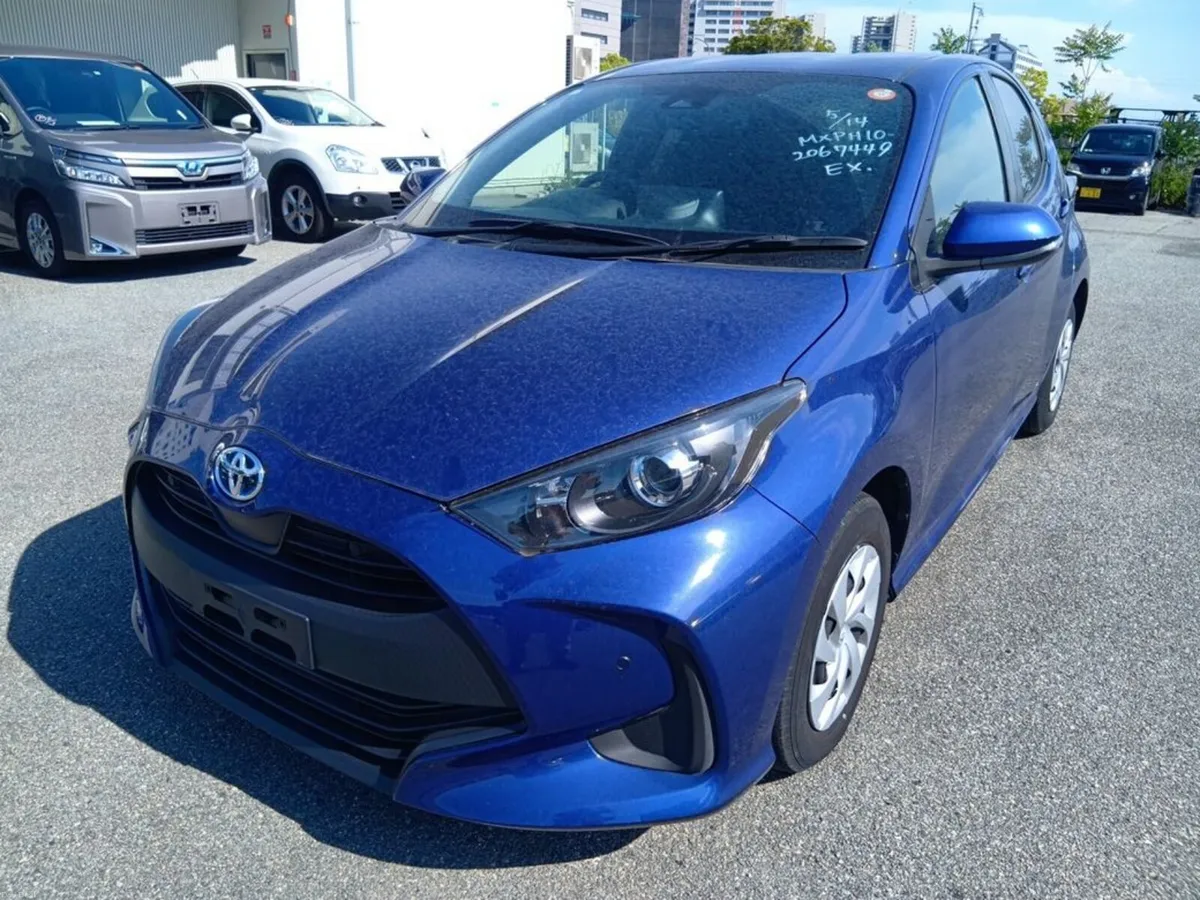 Toyota Yaris Hybrid Edition Automatic 5DR H/B - Image 3