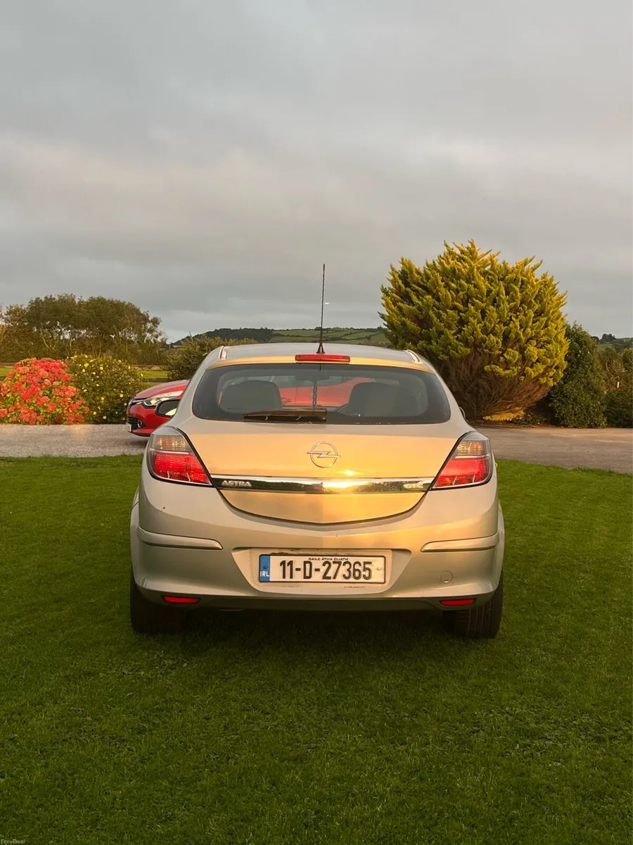 2011 Opel Astra GTC SXi 1.4 16V - Image 2