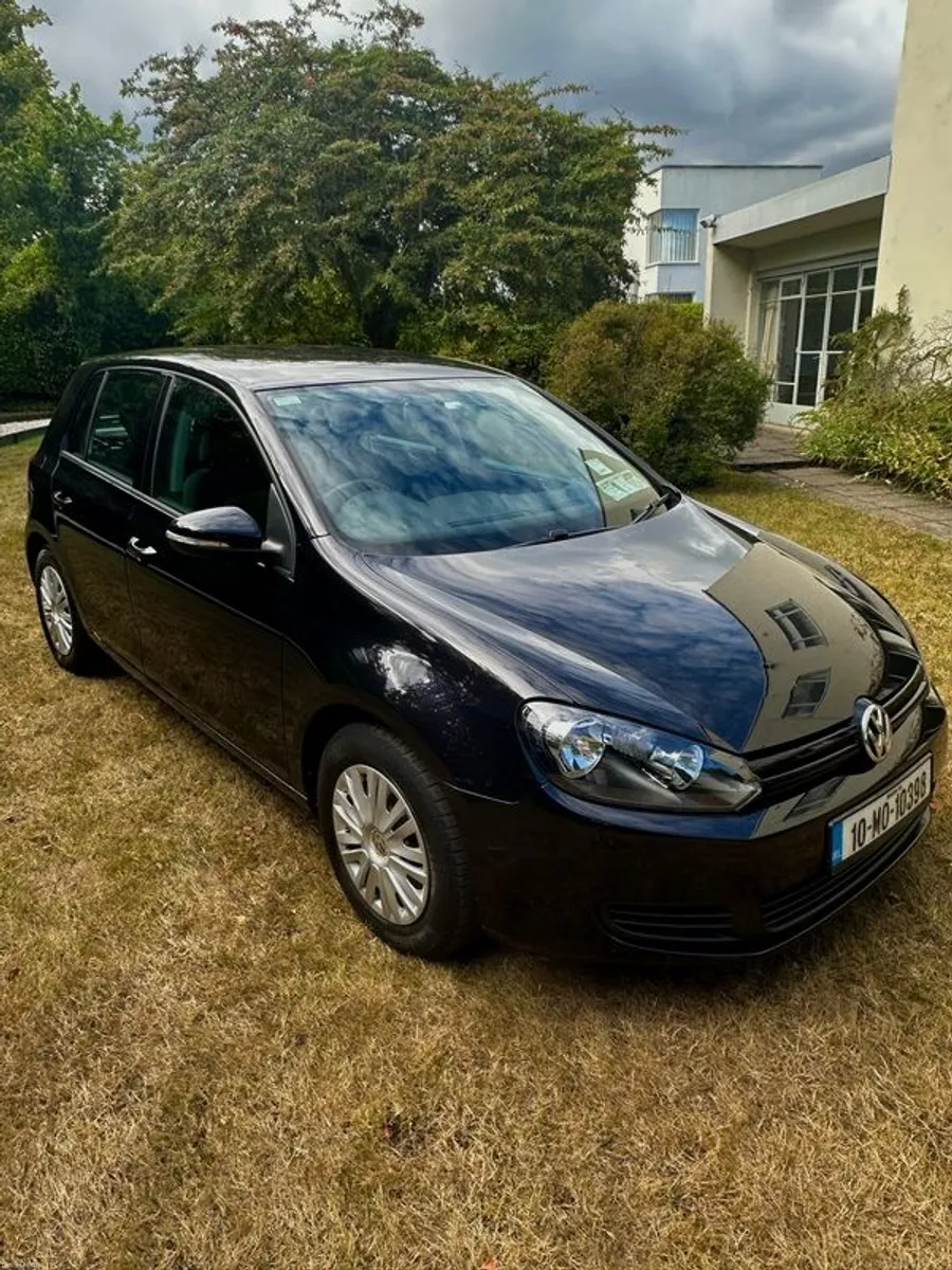 2010 Volkswagen Golf - Image 3