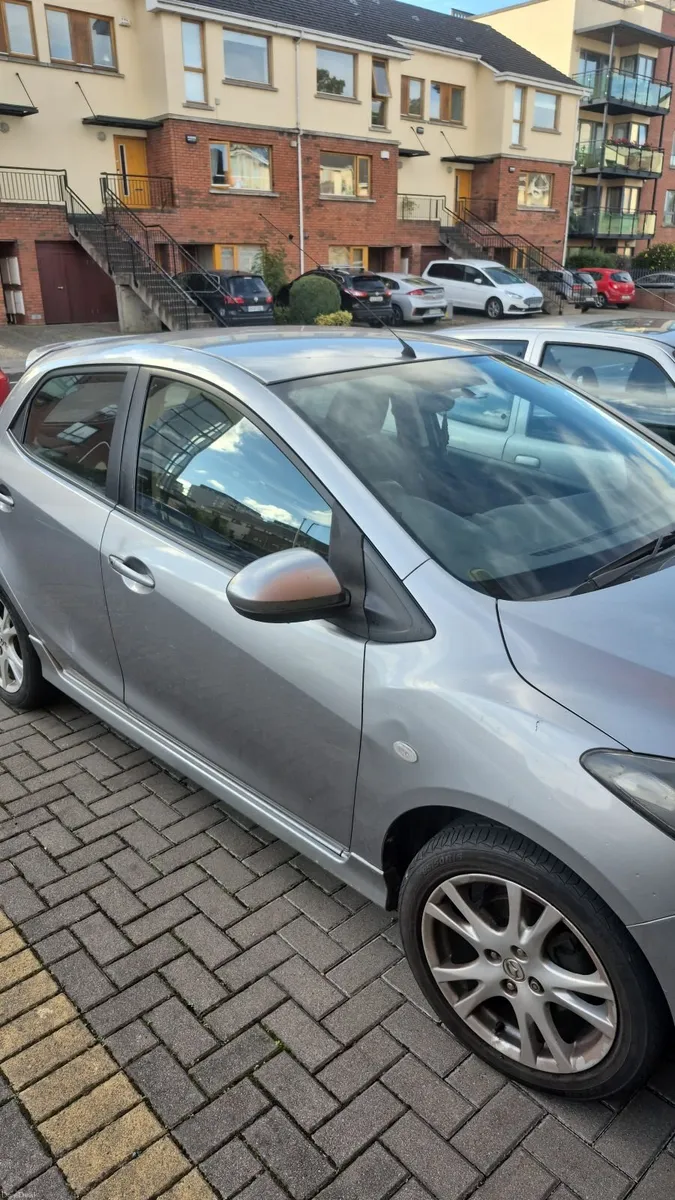 Mazda Mazda2 2010 - Image 2