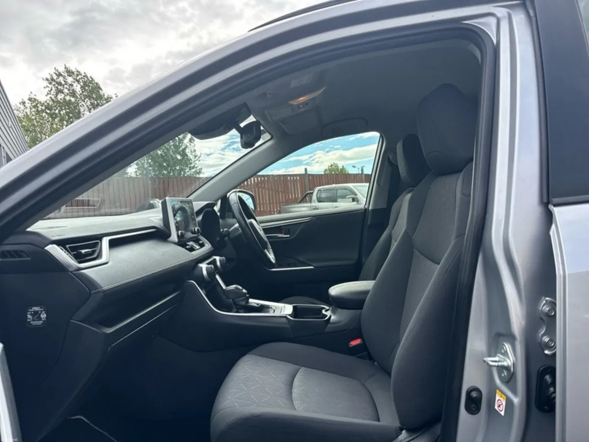 Toyota RAV4 RAV4 HYBRID LUNA 2WD *ORIGINAL IRISH C - Image 6