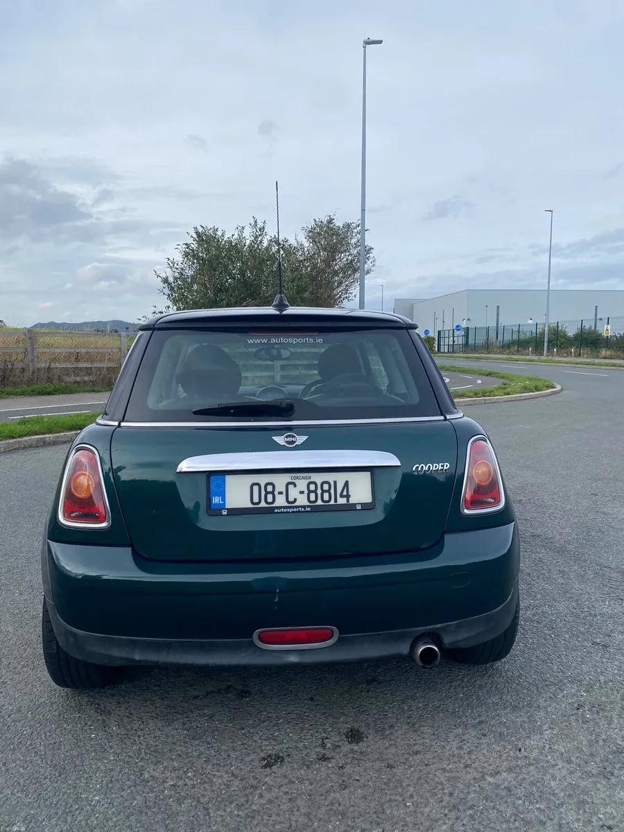 Mini Cooper one - Image 4