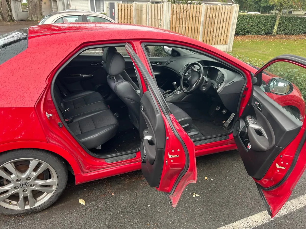 Honda Civic 2010 - Image 6