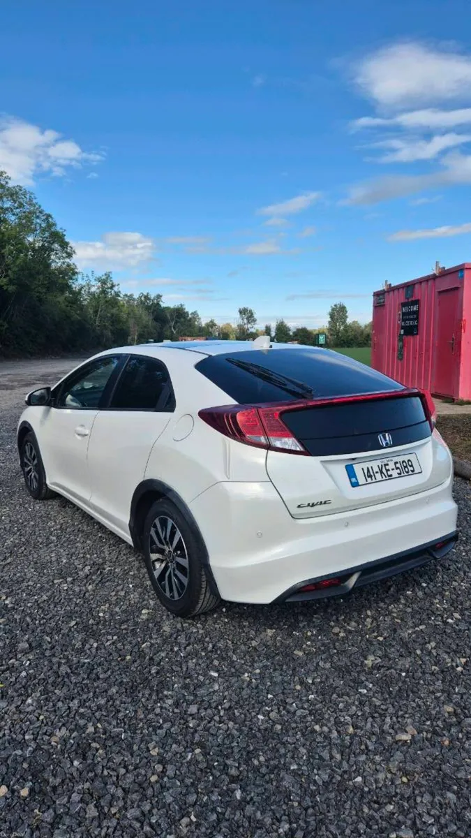 Honda Civic 2014 1.6 Diesel  TOP SPEC - Image 2