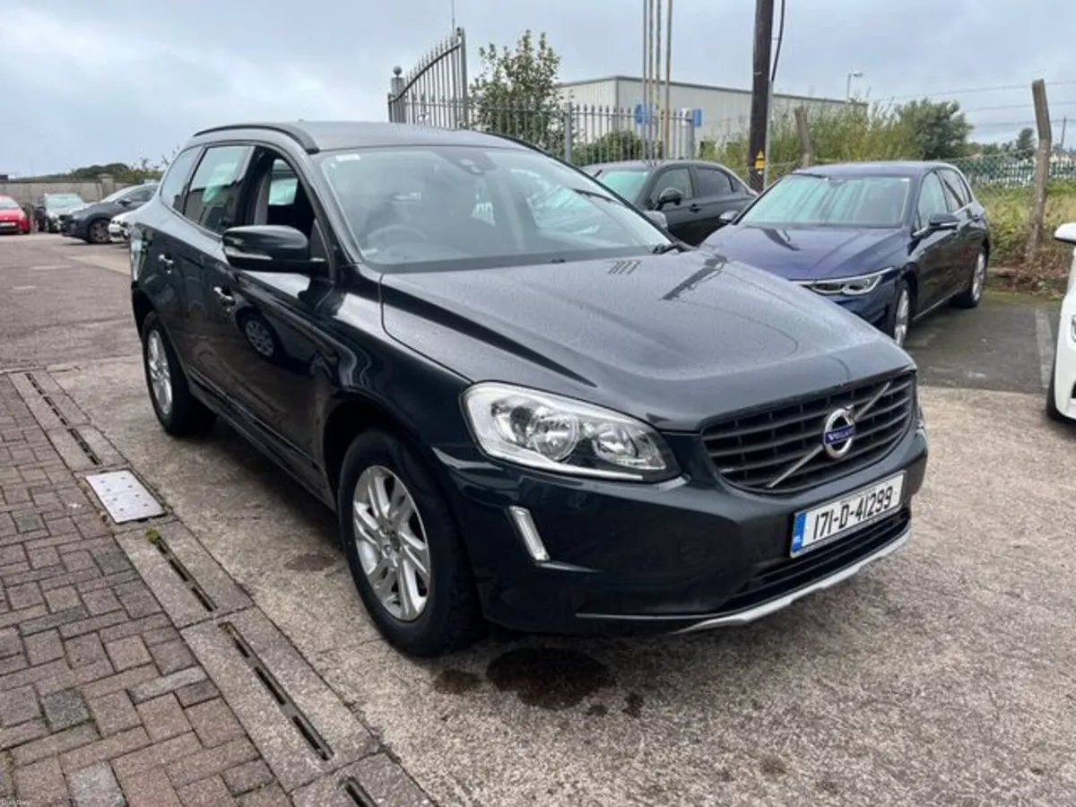 Volvo XC60 D3 FWD ES 5DR - Image 2