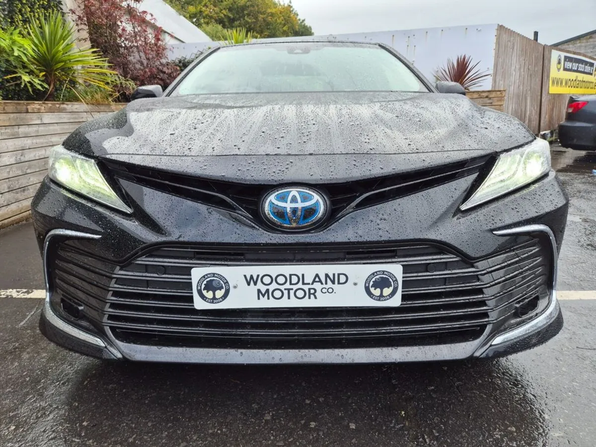 Toyota Camry 2.5 HYBRID / G PACK HIGH SPEC / LOW M - Image 3