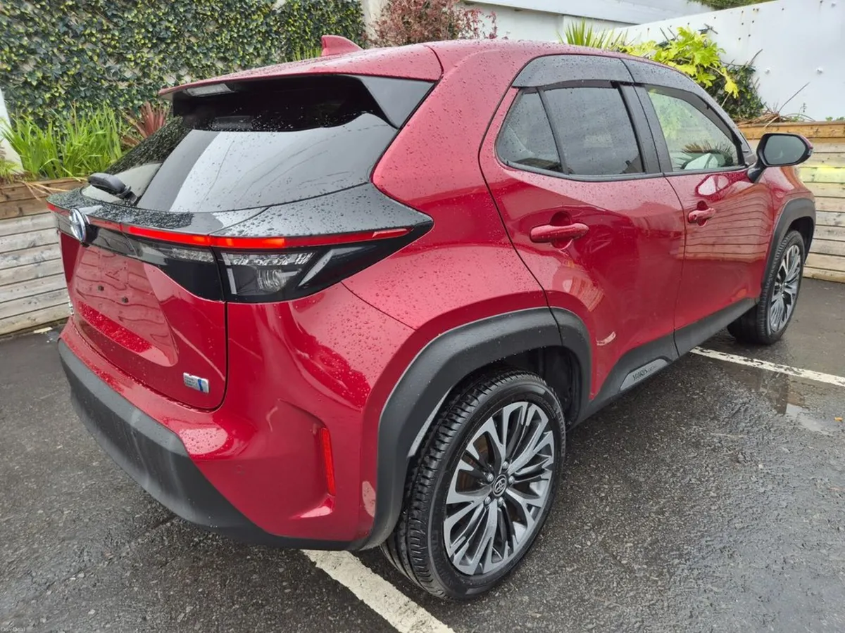 Toyota Yaris Cross 1.5 HYBRID / SOL TOP SPEC / TAX - Image 6