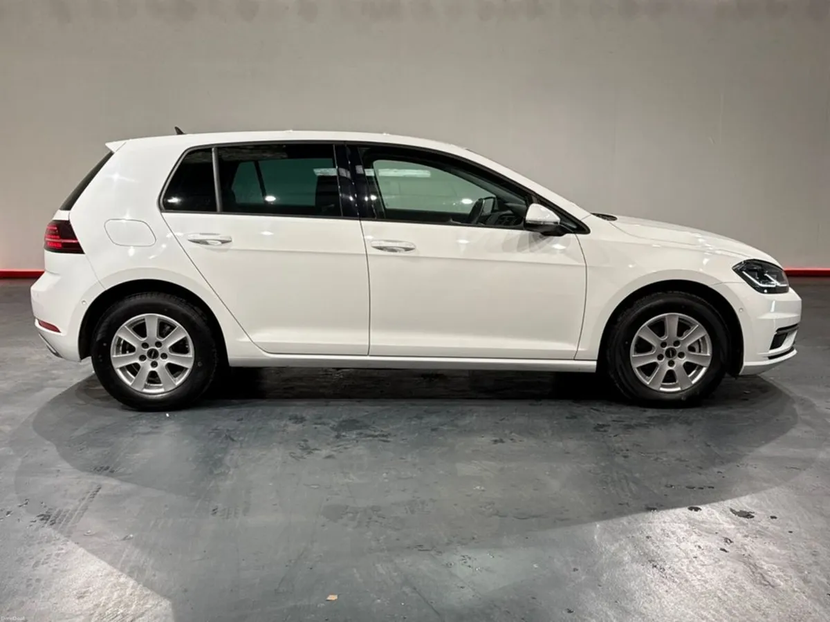 Volkswagen Golf 1.2 AUTOMATIC TSI COMFORT LINE MEI - Image 2