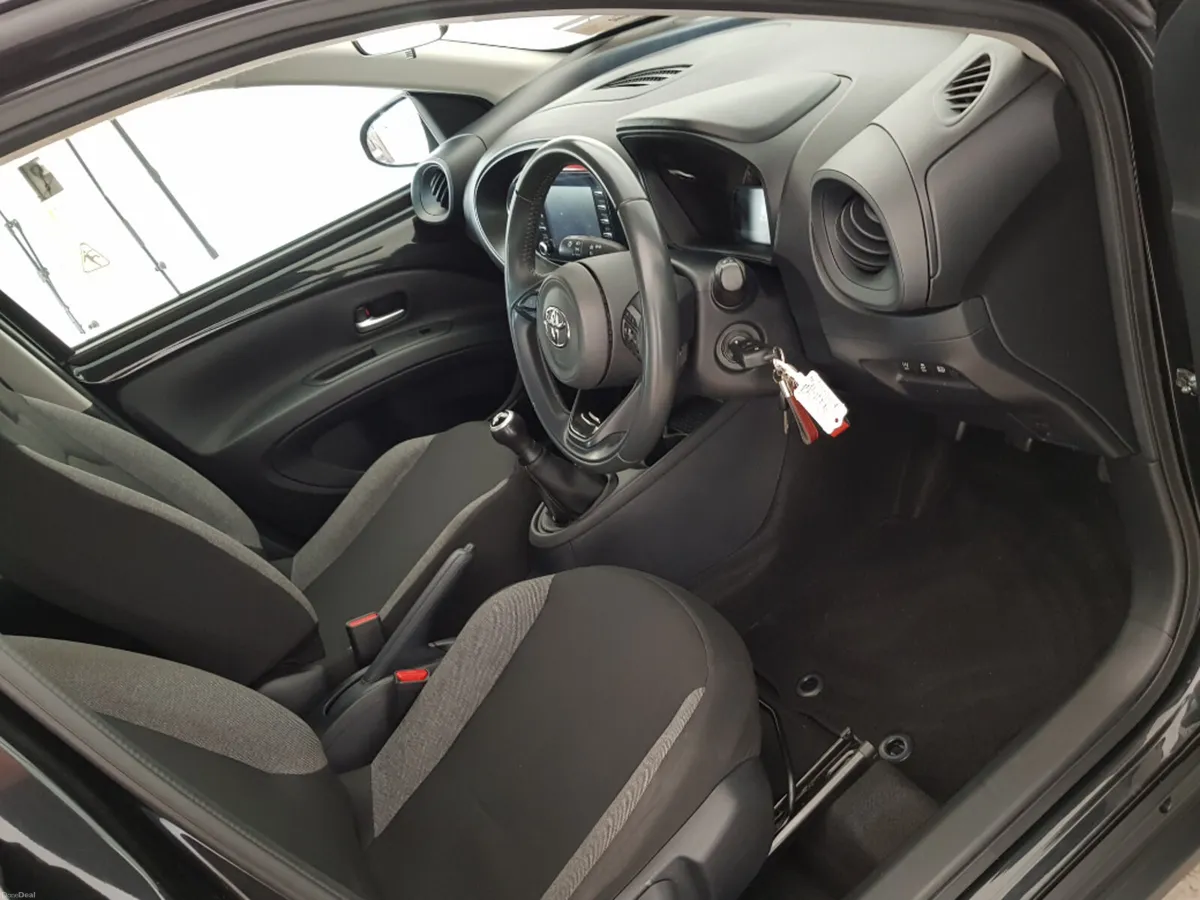 Toyota Aygo X Pulse 4DR - Image 5
