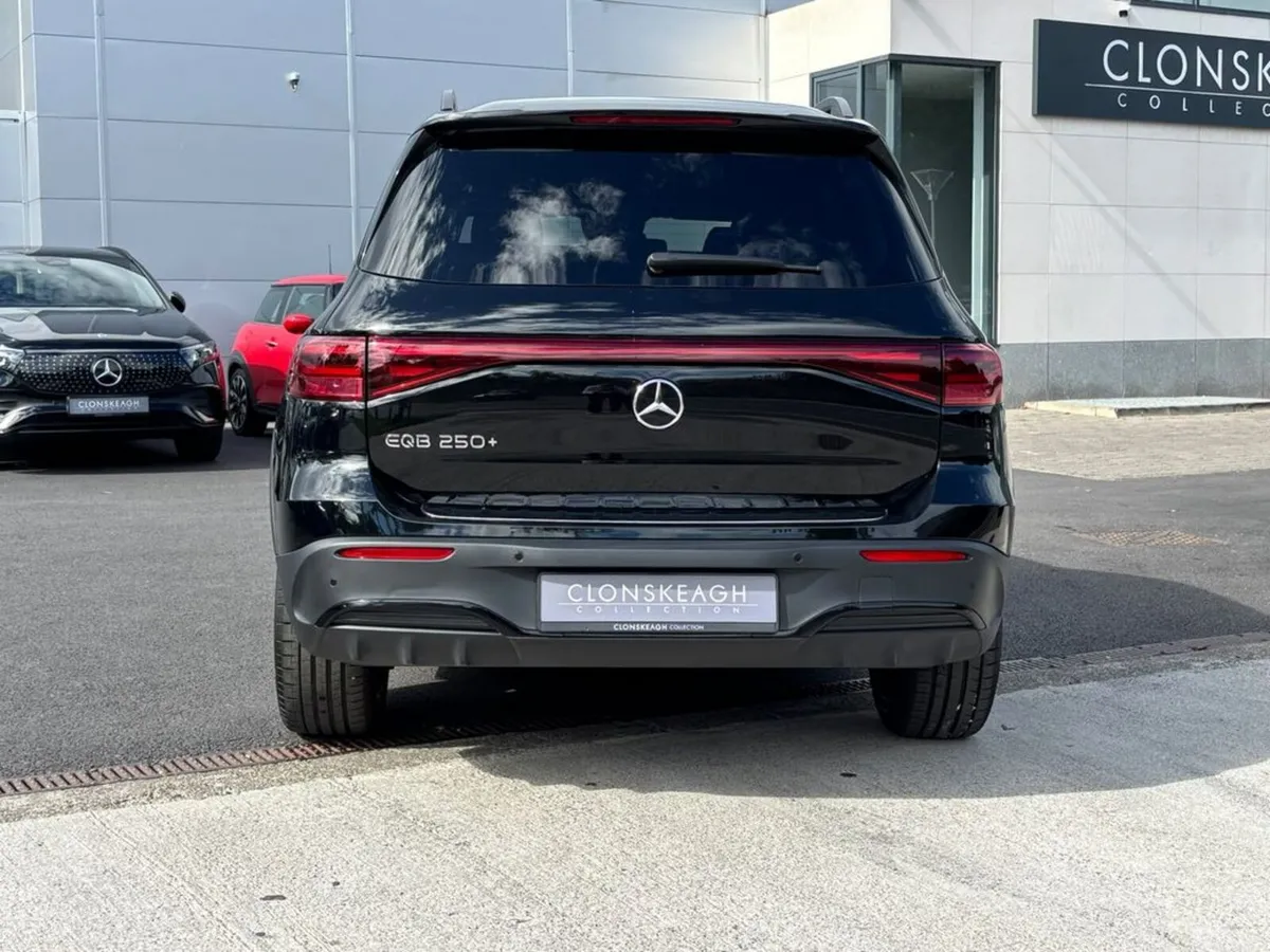 Mercedes-Benz EQB 250PLUS URBAN EDITION, Night Pac - Image 5