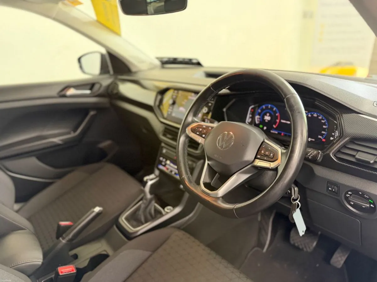 Volkswagen T-Cross Life 1.0 TSI D7F 110HP - Image 5