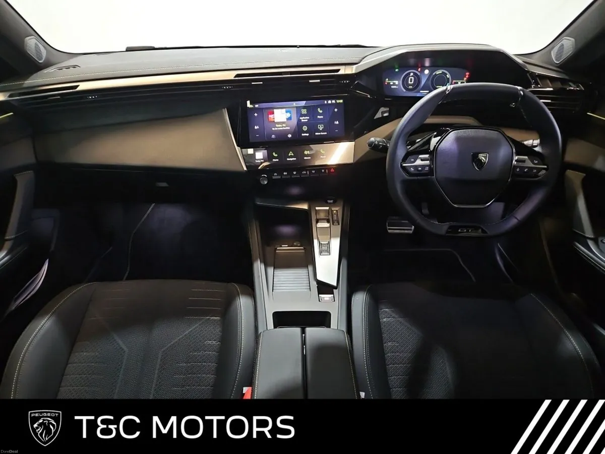 Peugeot 308 *Demo Hybrid* SW GT Model - Rear Camer - Image 2