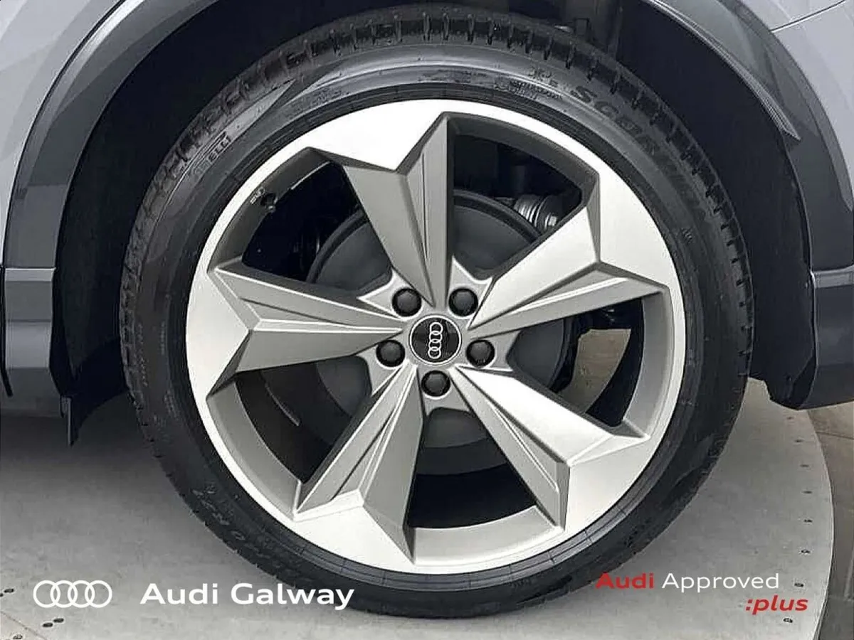 Audi Q4 e-tron €566 p/m - (2026) 45 BLACK EDITION - Image 6