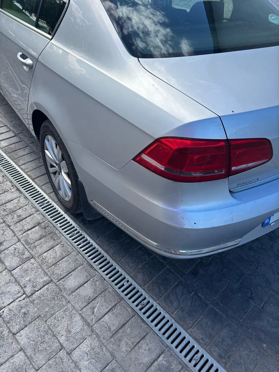 Volkswagen Passat - Image 5
