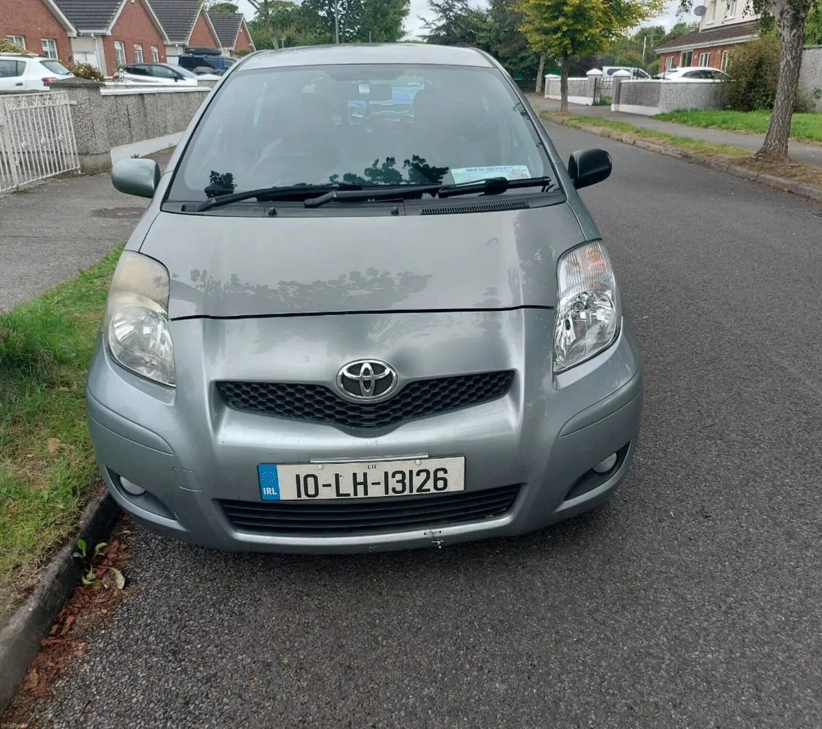 Toyota Yaris 2010 1.3 vvti TR model - Image 2