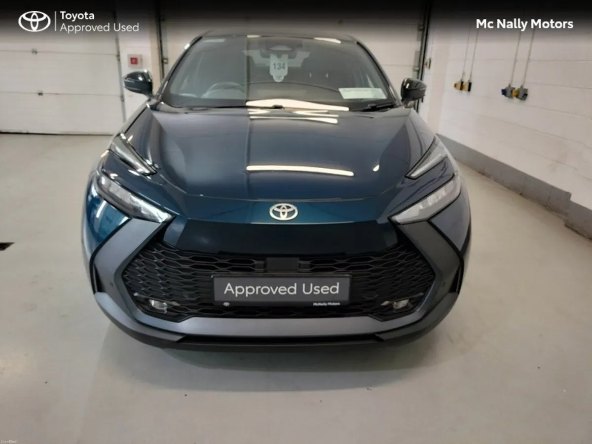 Toyota C-HR 242 HYBRID SPORT LOW KMS - Image 5