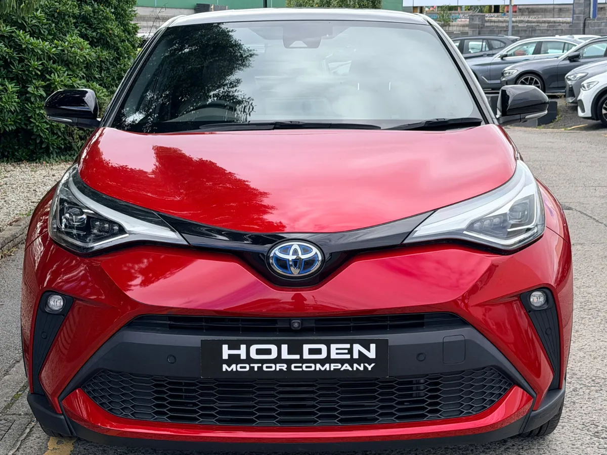 2023 TOYOTA C-HR..2 KEYS..HEATED SETAS - Image 2
