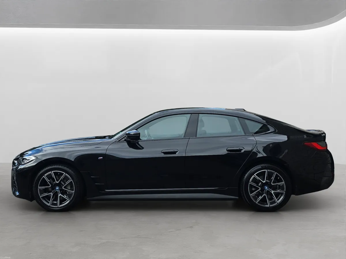 2023 BMW I4 EDRIVE40 M-SPORT. - Image 4