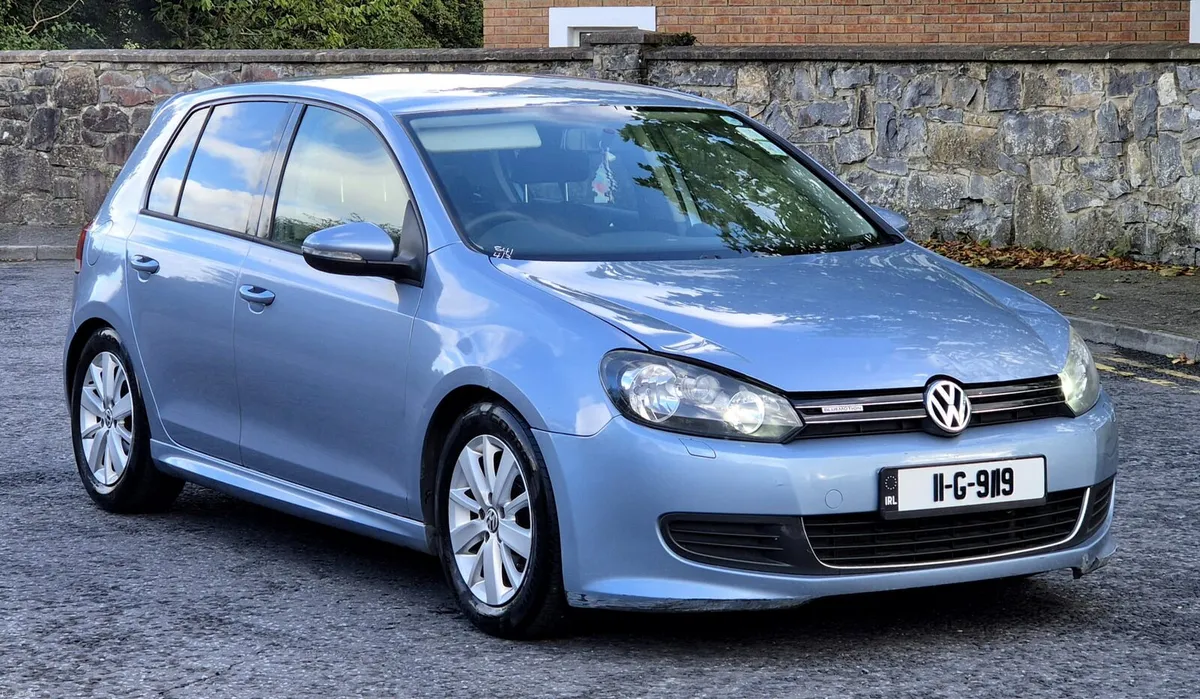 11 Volkswagen Golf - Image 5