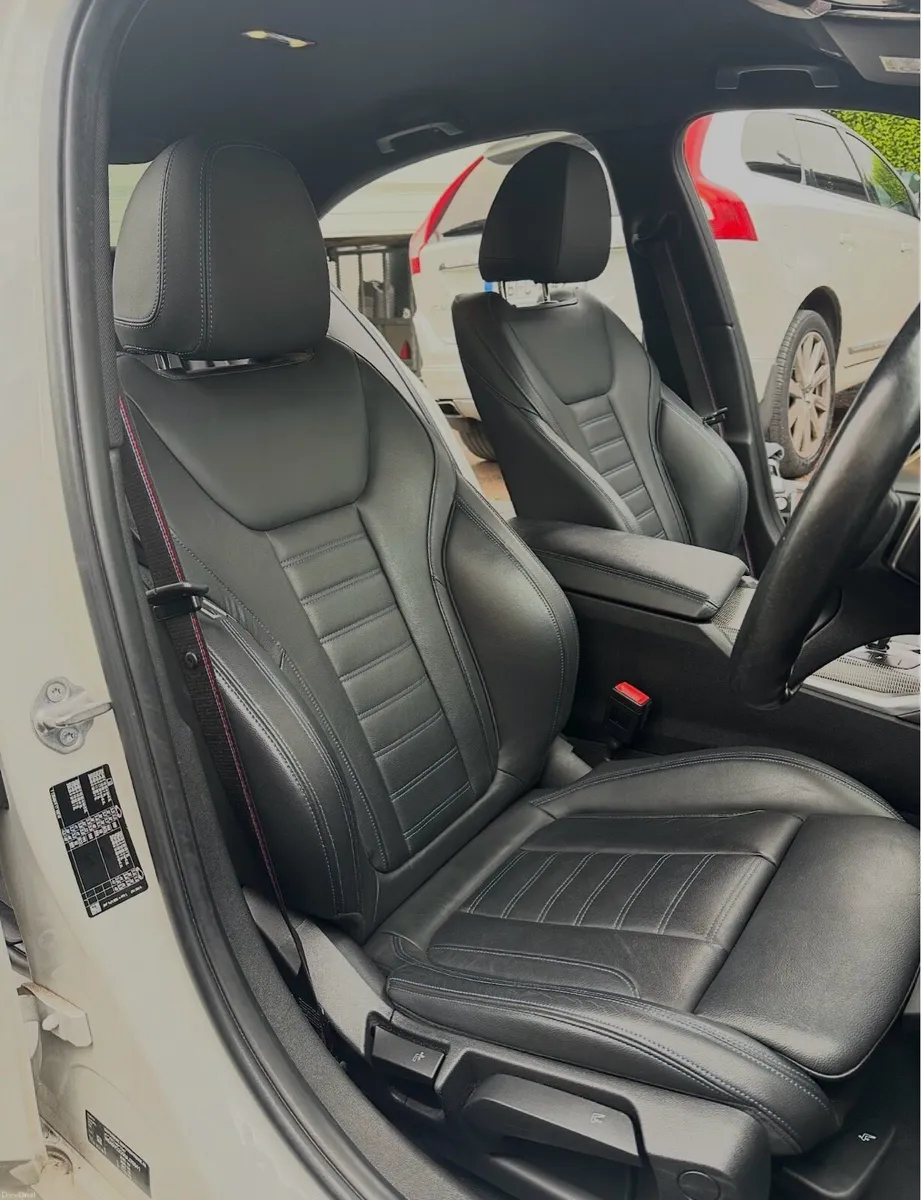 BWM White - 3 series - Image 4